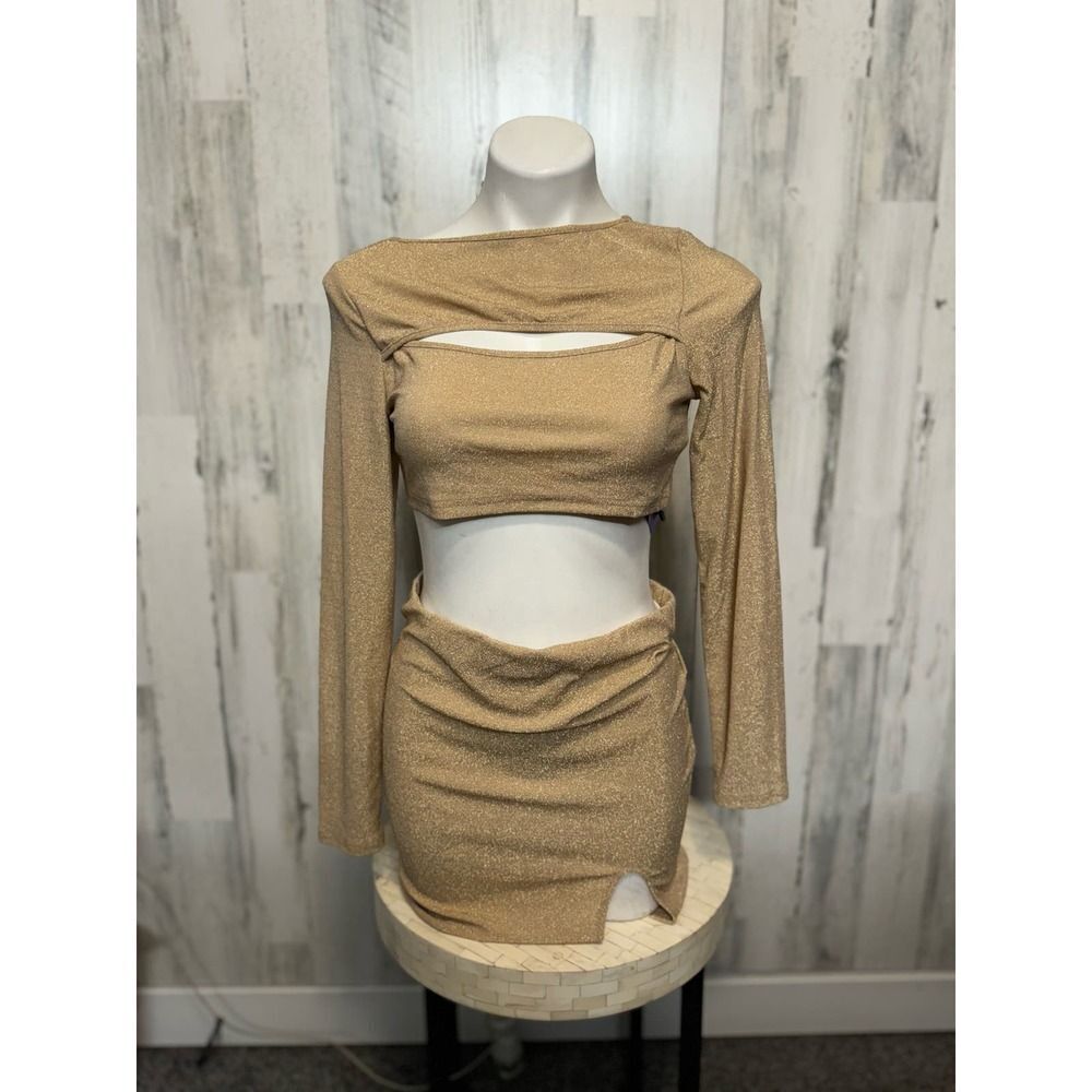 Gold Shimmer Two Piece Set Long Sleeve Crop Top & Mini Skirt Size Large